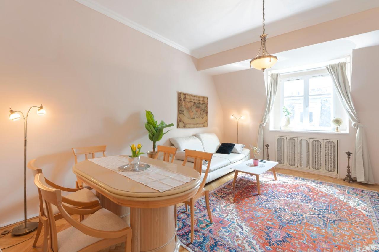 Opera & Basilica 2 Bedrooms With Balcony Budapest Exterior foto