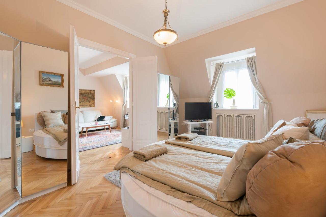 Opera & Basilica 2 Bedrooms With Balcony Budapest Exterior foto