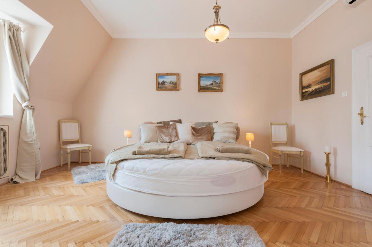 Opera & Basilica 2 Bedrooms With Balcony Budapest Exterior foto