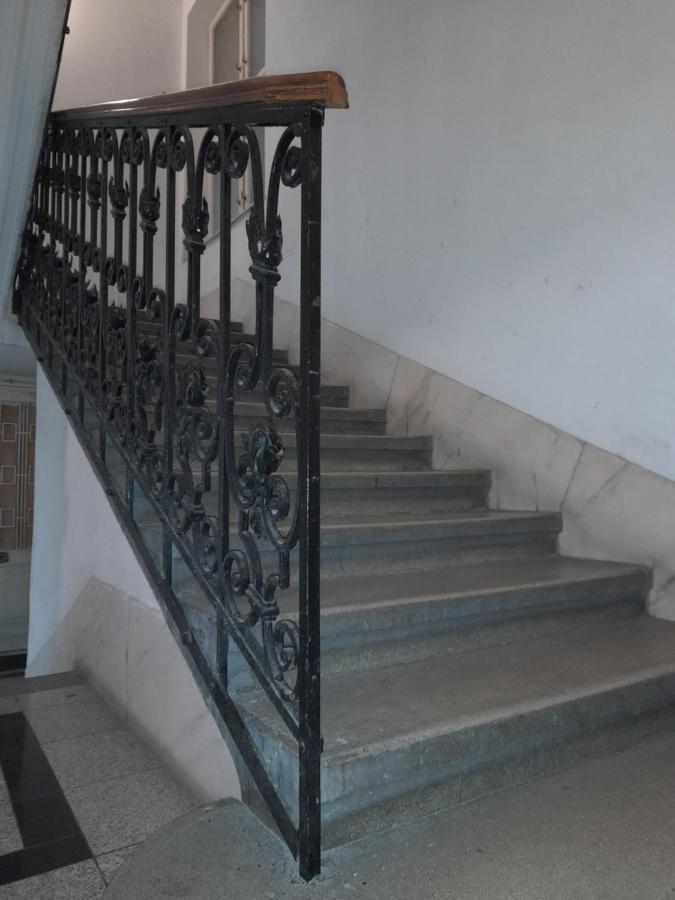 Opera & Basilica 2 Bedrooms With Balcony Budapest Exterior foto
